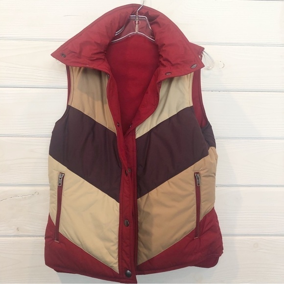 Patagonia Reversible Insulated Puffer Vest for Winter - Picture 1 of 7